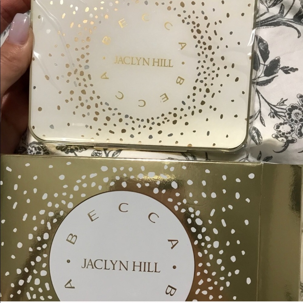 Jaclyn hill champagne pop palette